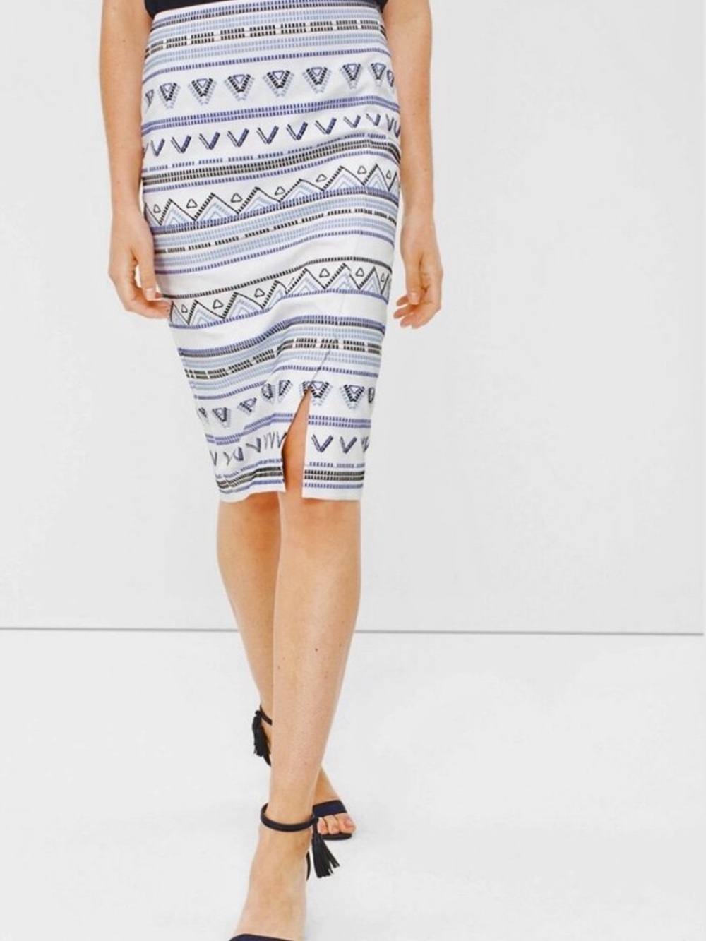 White House Black Market White and Navy Striped Geometric Pencil Skirt NWT